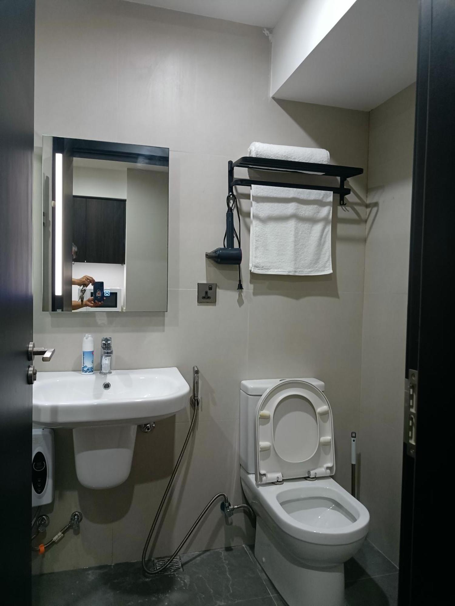 Aeontower Suites&Hotel By Cmc ダバオ　シティ エクステリア 写真